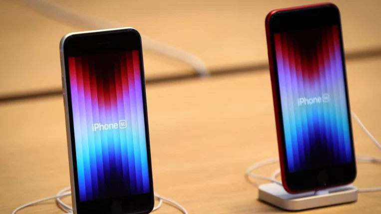 Ako môžem v systéme iOS zablokovať reklamy v celom systéme?