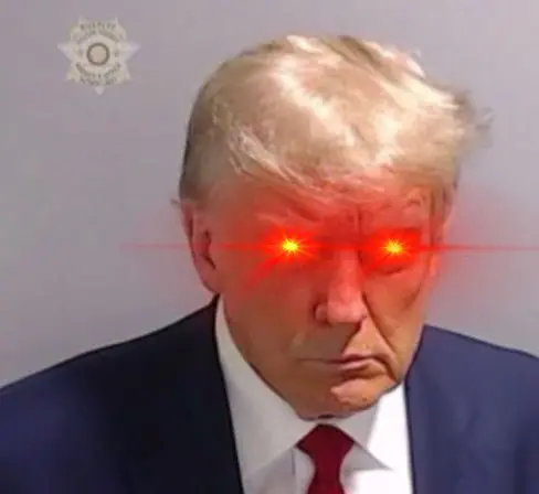 Hodnota Trumpových NFT na fotkách prudko stúpa
