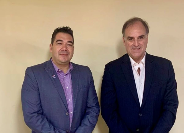 El-Salvadori-CNAD-prezident-Juan-Carlos-Reyes a Argentína-CNV-prezident-Roberto-Silva