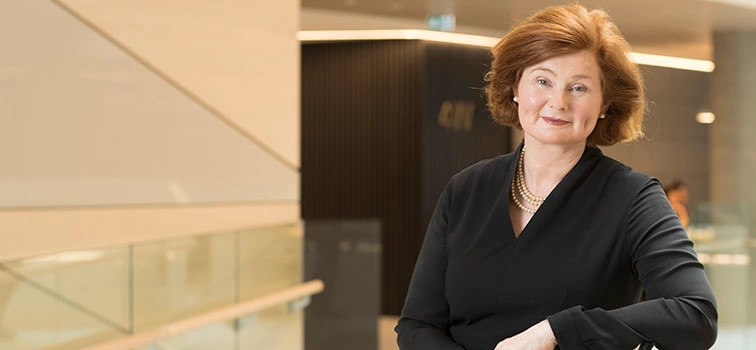 Guvernér Central Bank of Ireland Derville Rowland